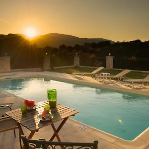  Villa Superb With Private Pool Peaceful Location Grèce