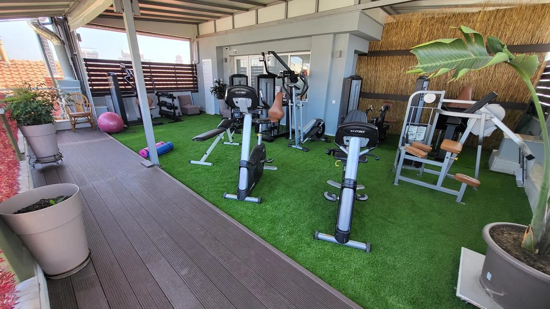 Hotel Mallas Nea Kallikrateia 3*,